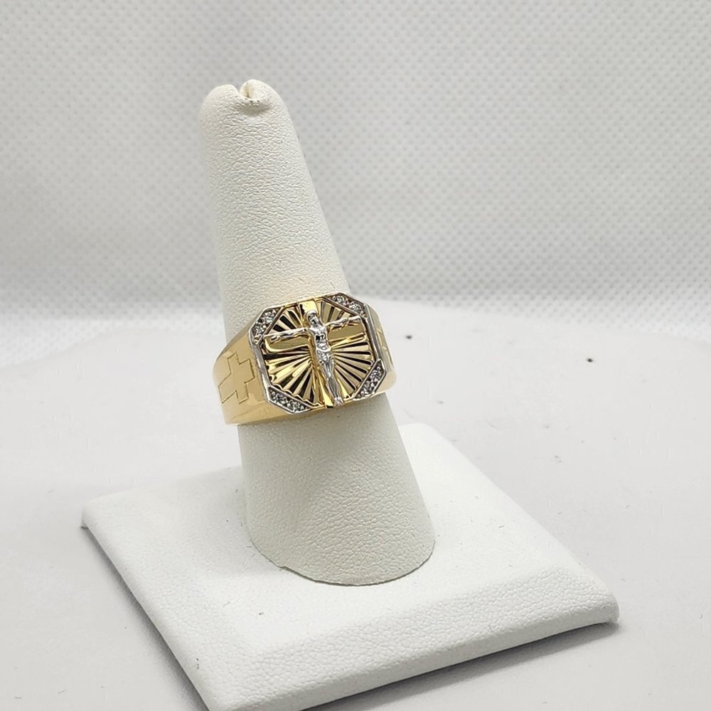 Brand New Sterling Silver 925 Jesus Cross Ring